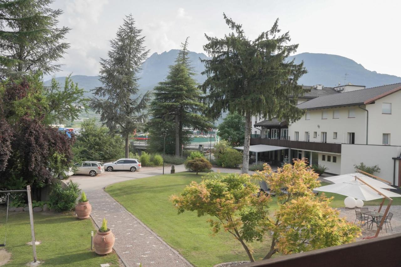 Hotel Al Ponte Garni à Pergine Valsugana Extérieur photo