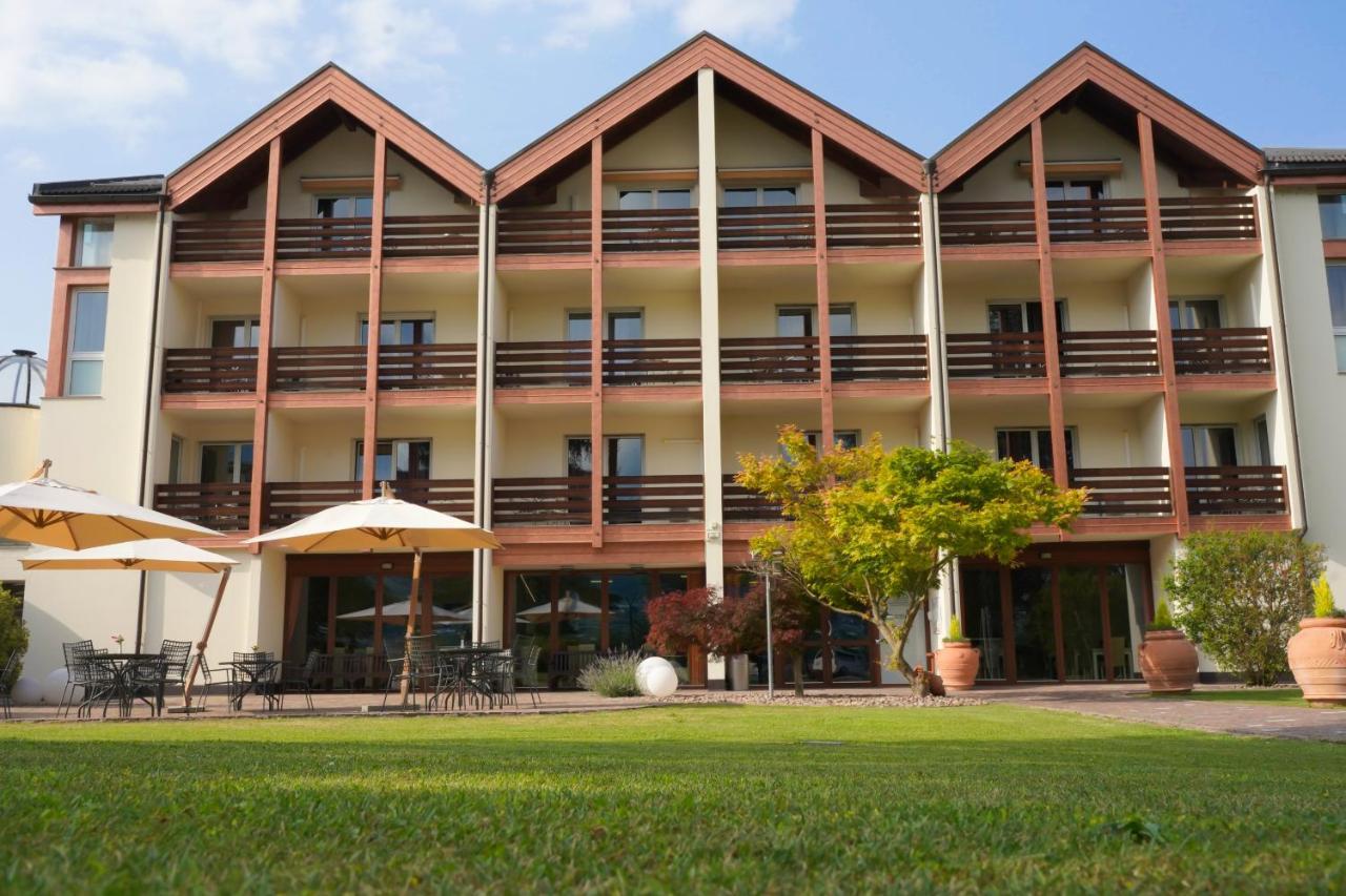 Hotel Al Ponte Garni à Pergine Valsugana Extérieur photo